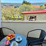 Neugebaute Im Erdgeschoss By Interhome *