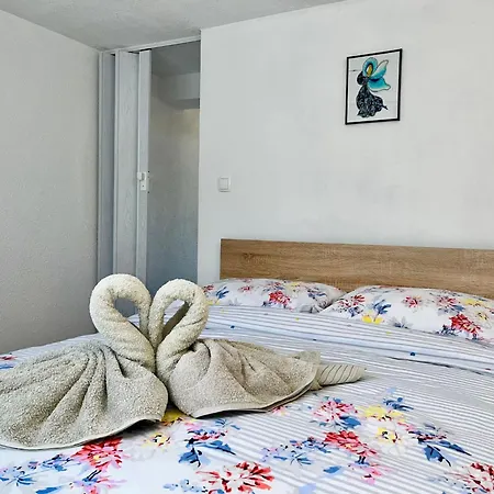 Neugebaute Im Erdgeschoss By Interhome شقة *