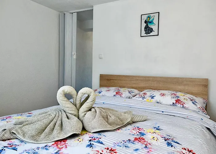 Neugebaute Im Erdgeschoss By Interhome شقة *