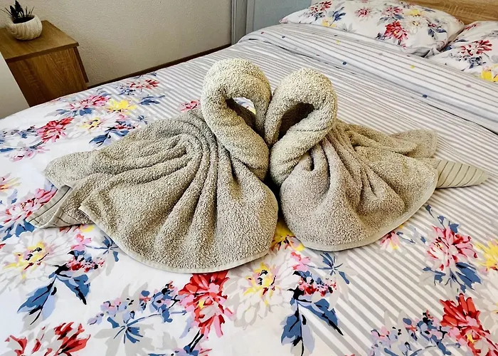 Neugebaute Im Erdgeschoss By Interhome * غورني كارين