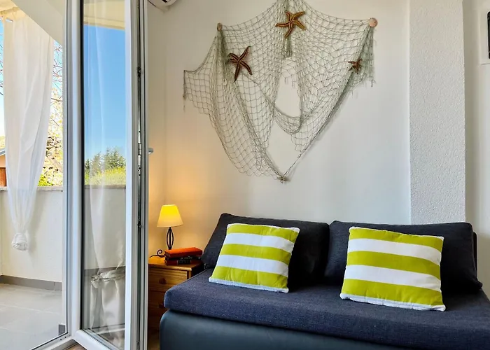 Neugebaute Im Erdgeschoss By Interhome *