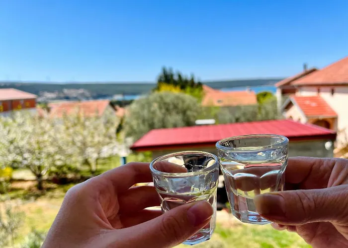 شقة Neugebaute Im Erdgeschoss By Interhome غورني كارين