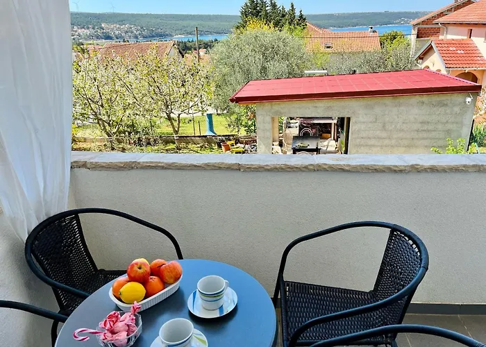 Neugebaute Im Erdgeschoss By Interhome *